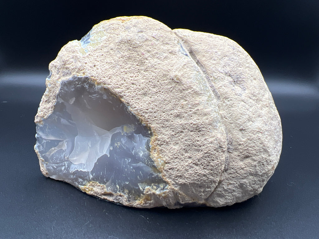 🖤 Brazilian Agate Geode Half — The Earth’s Hidden Chamber