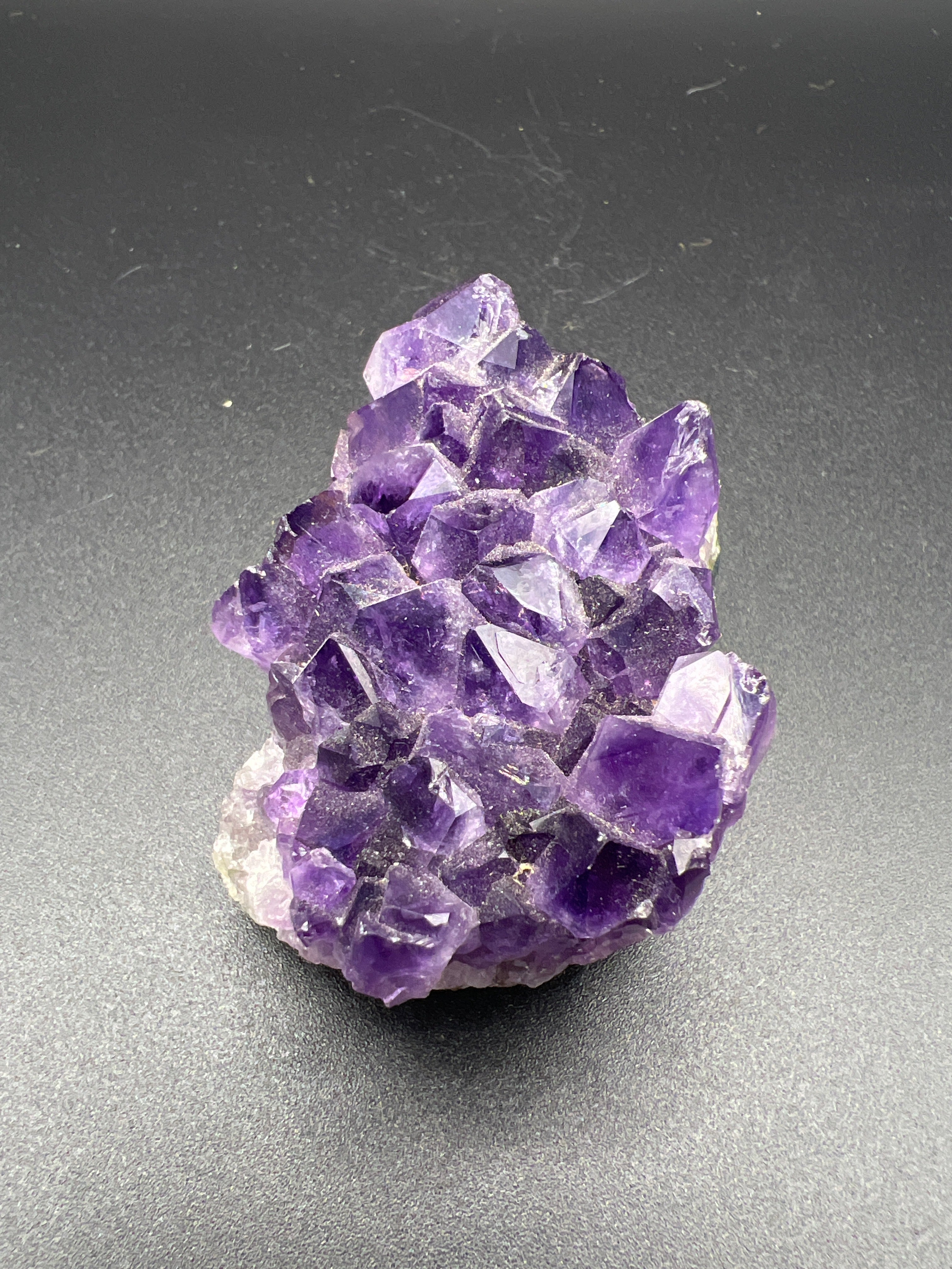 💜 Amethyst Cluster — Violet Reverie